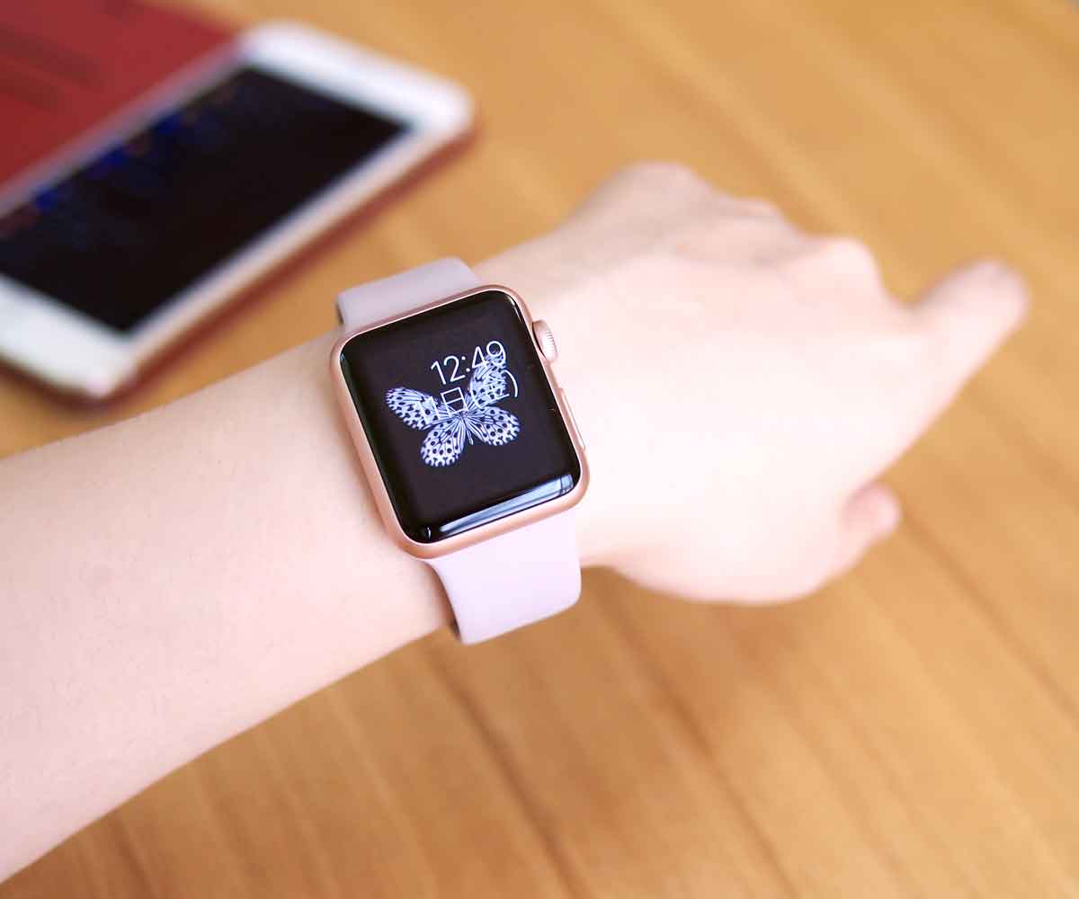 新作のローズゴールドapple Watch Sportを購入 Iphone 6s とお揃いにしたくなりますね もっと知りたいリンゴあれこれ