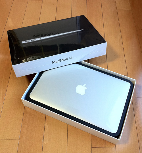 Apple MacBook Air 11インチ A1370 箱 Mid2011